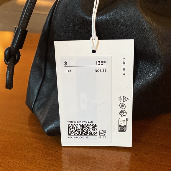 COS Mini Cavatelli Clutch Bag, Leather, Black, NWT - Picture 4 of 15